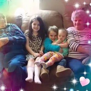 Meet your Posher, Debby